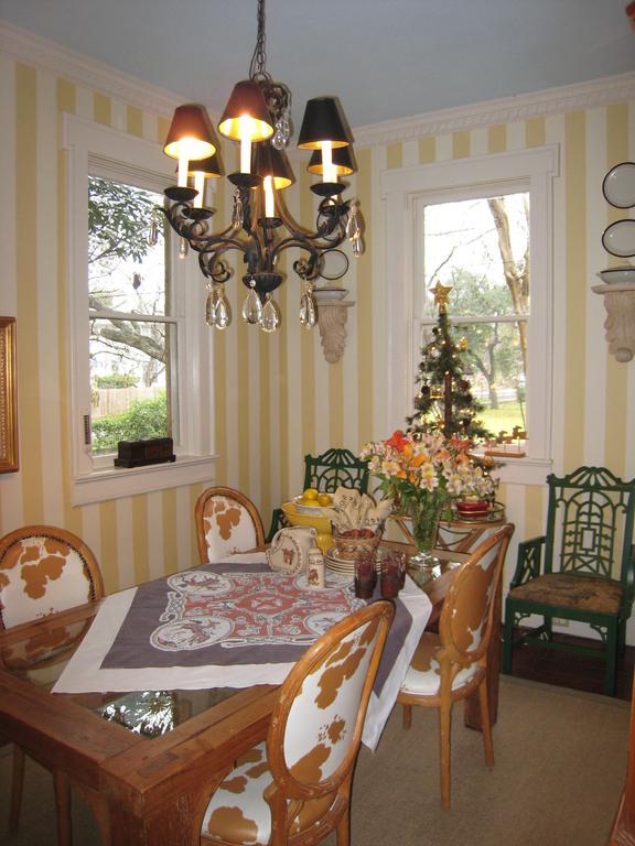 Gonzales Belle Oaks Inn מראה חיצוני תמונה