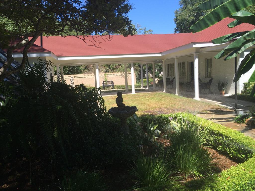 Gonzales Belle Oaks Inn מראה חיצוני תמונה