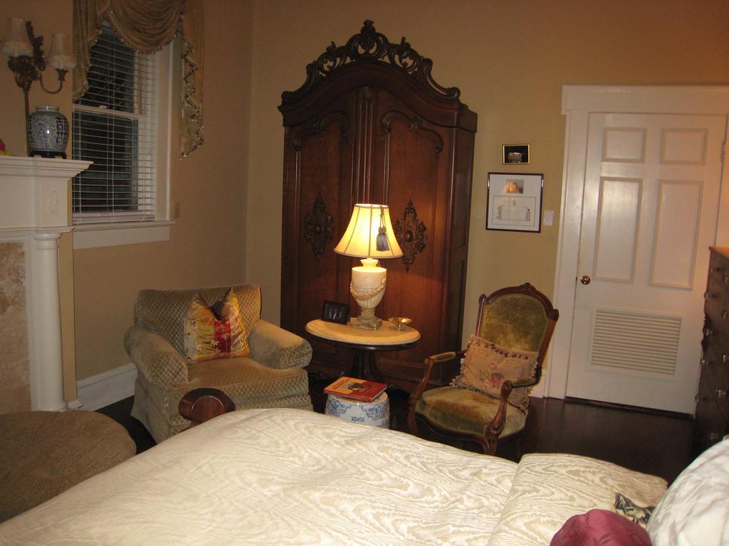 Gonzales Belle Oaks Inn מראה חיצוני תמונה