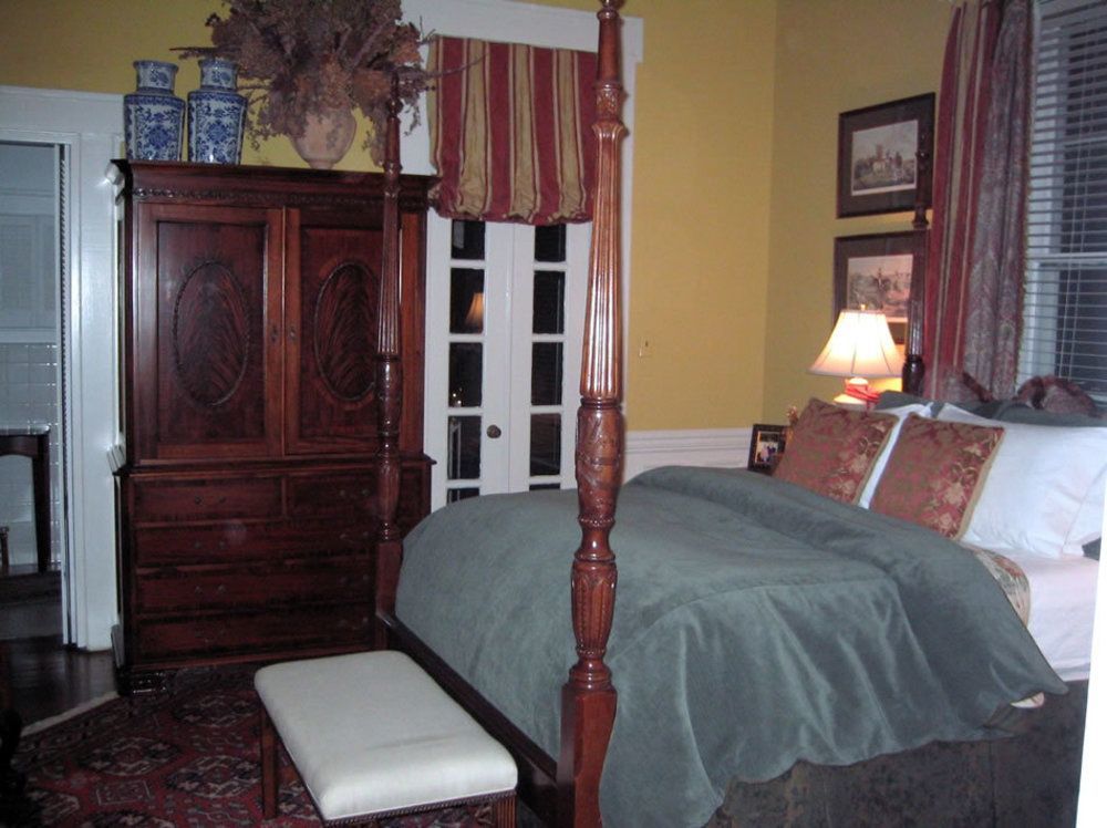 Gonzales Belle Oaks Inn מראה חיצוני תמונה